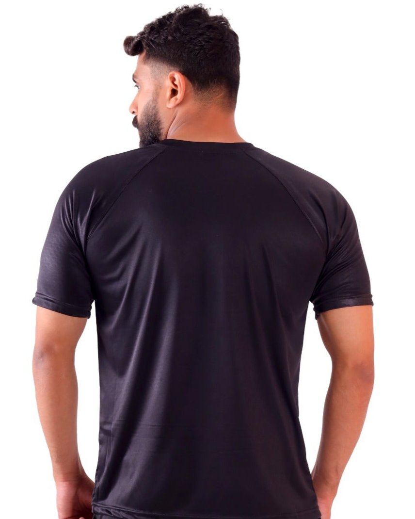 FF . BLACK Export Quality Muscle Fit TEE